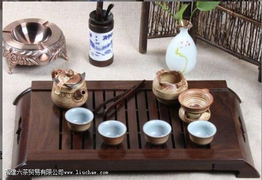 �����ô��ϴ�������ϴ���̺ͷ���