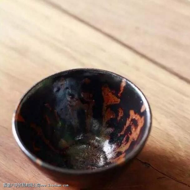 ��ˮ�����Ŀ��̣��ųɾ�����ѧ֮��;���֮��