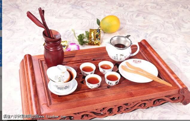 喝茶用什么杯子好 如何购买称心如意的茶杯 喝茶用什么杯子好 如何购买称心如意的茶杯