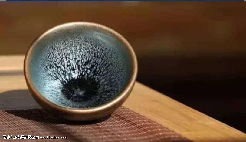 ��յ�����ԺȲ�ͬ�Ĳ���