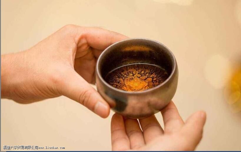 ��յ�����ԺȲ�ͬ�Ĳ���