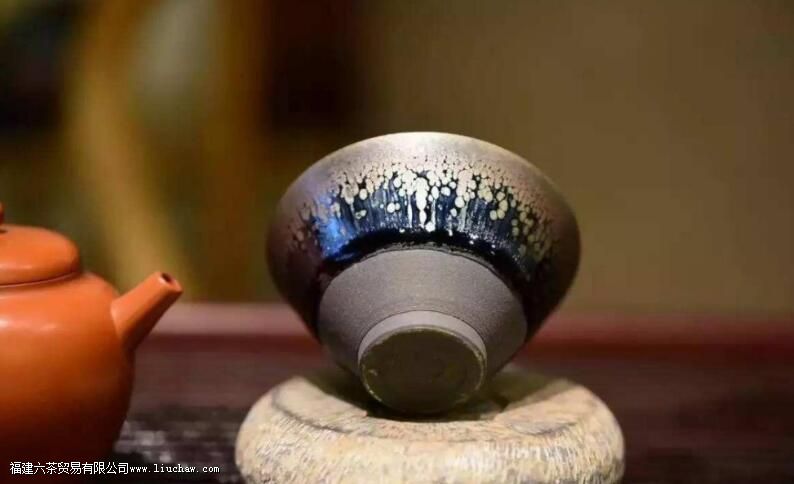 ��յ�����ԺȲ�ͬ�Ĳ���