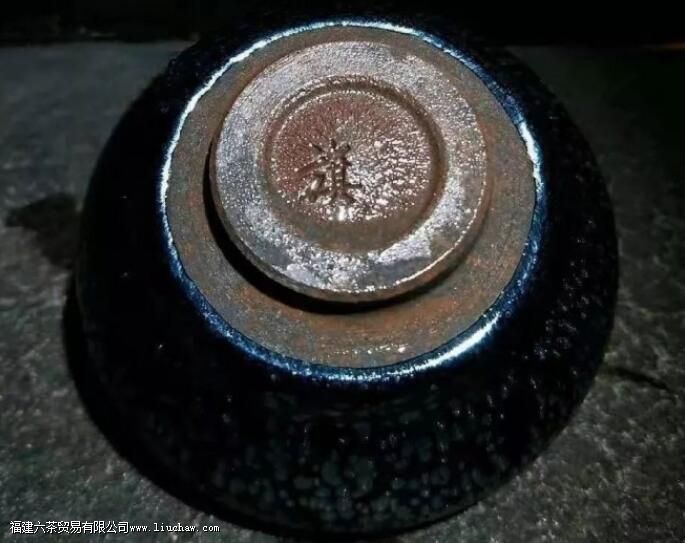 建盏与天目盏的区别 建盏与天目盏的区别