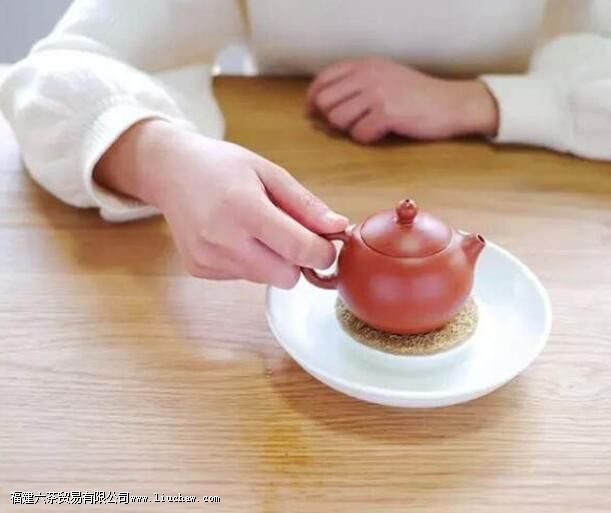 Ů�������ѡһ���ʺϵ���ɰ����