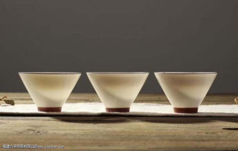 �ݲ蹤������Щ