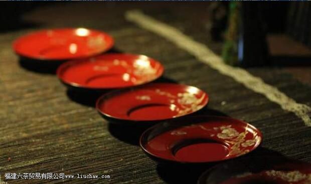 ���������Ų�ϯ�еĻ���