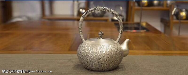 什么是半手工银壶 什么是半手工银壶