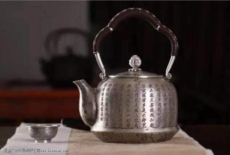 手工银壶除了有颜,还有什么? 手工银壶除了有颜,还有什么?