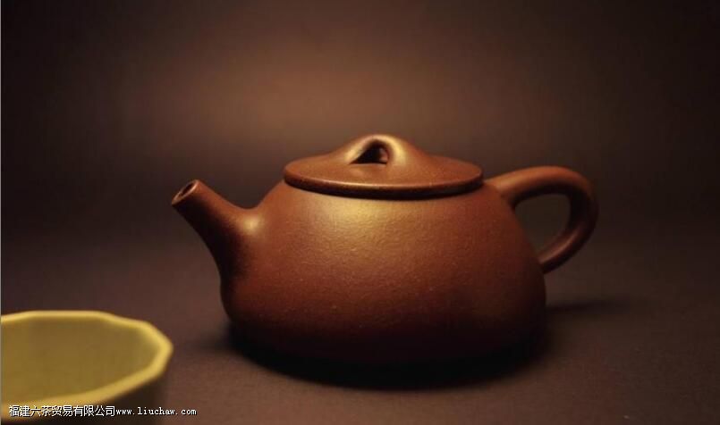 四个方法让你辨别真假紫砂壶 四个方法让你辨别真假紫砂壶