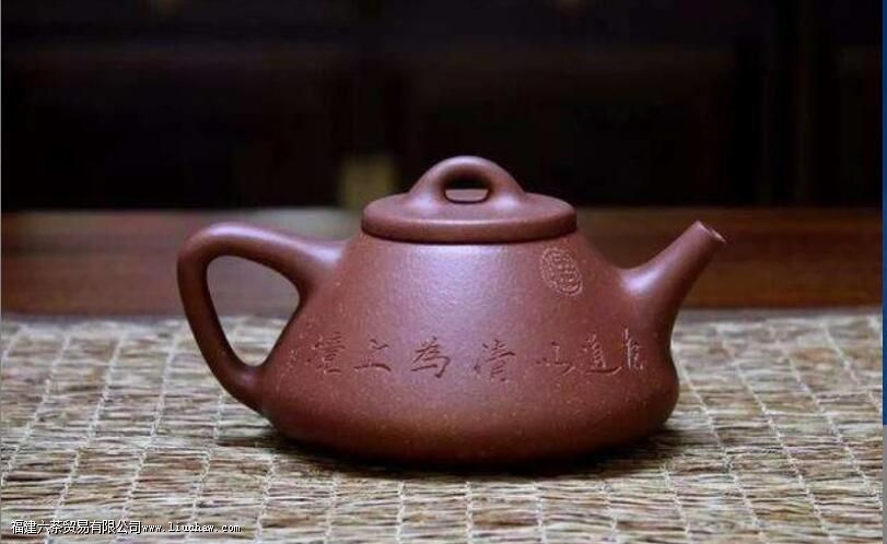 四个方法让你辨别真假紫砂壶 四个方法让你辨别真假紫砂壶