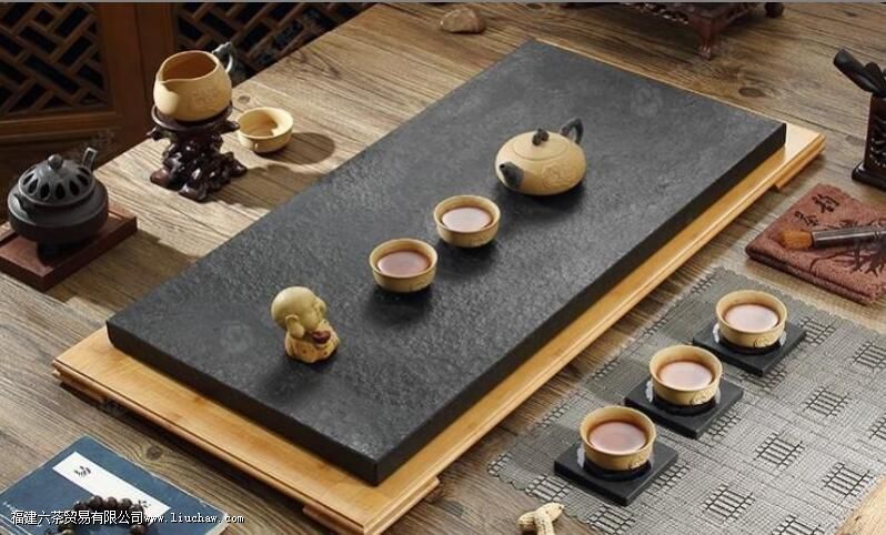 �ڽ�ʯ���̲�ʲô��