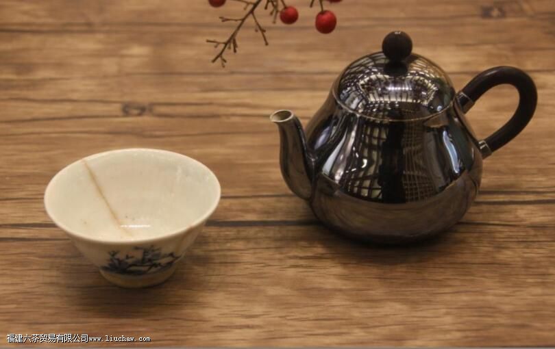 银茶具的好处和害处 银茶具的好处和害处