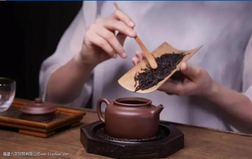 ��ɰ���ݹ�������֮�󣬻����ݴ������