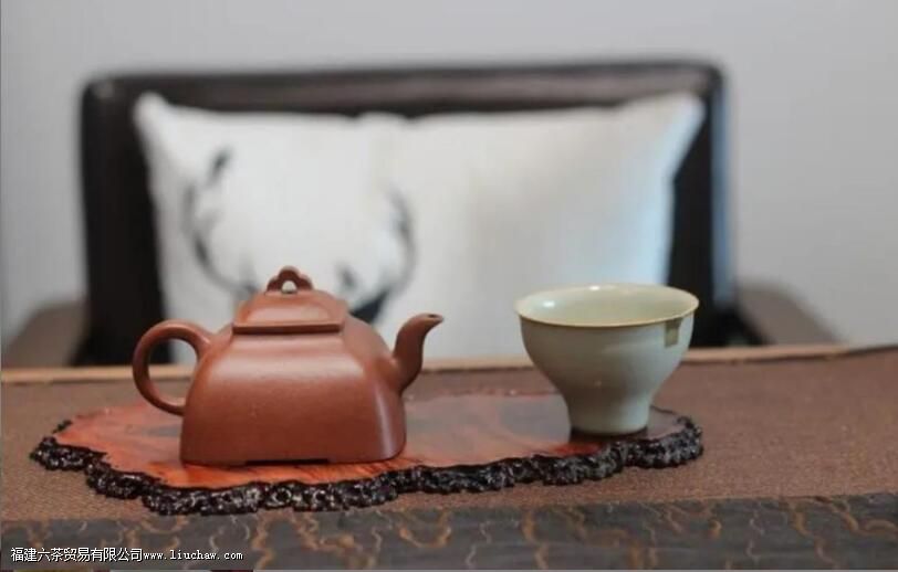 ��ɰ���ݹ�������֮�󣬻����ݴ������