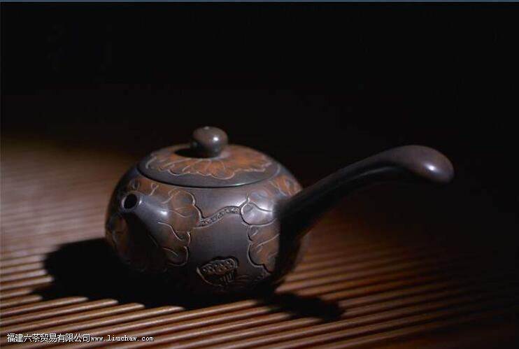 紫砂壶碎了、裂了、漏水了千万别扔,它还能这样处理! 紫砂壶碎了、裂了、漏水了千万别扔,它还能这样处理!