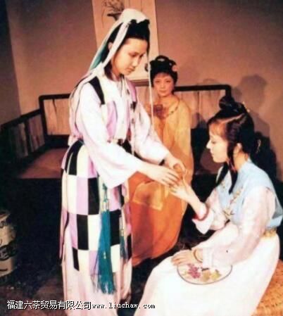 《红楼梦》里的十盏茶,道尽了人生 《红楼梦》里的十盏茶,道尽了人生