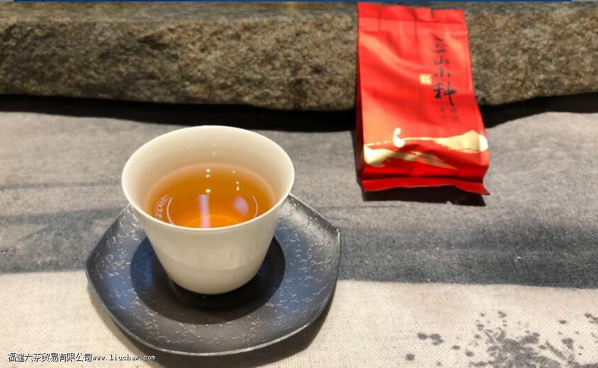 ��ϲ���ȵĲ裬��¶������Ը񣬿����������ֲ�