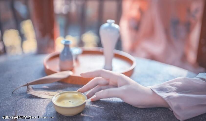 人生恰似一盏茶,甜爽苦涩皆有之 人生恰似一盏茶,甜爽苦涩皆有之