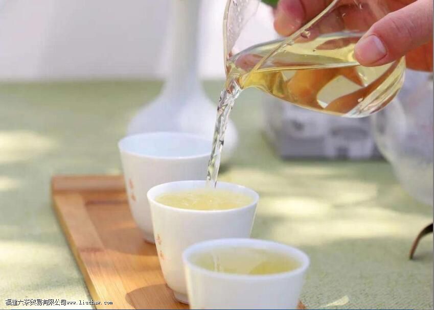 人生如茶,熬一熬才能出回甘 人生如茶,熬一熬才能出回甘