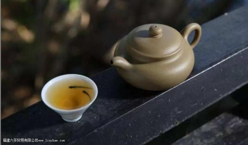 喂喂喂,在?今天有空吗,一起去喝杯茶… 喂喂喂,在?今天有空吗,一起去喝杯茶…