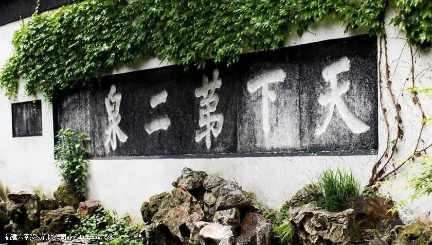 �ҹ�5����Ȫ������������ͻȪ��������Щ��Ȫ��