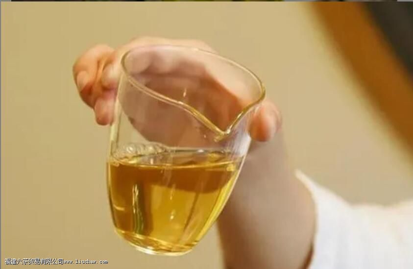 ��һ�ַ��ţ������Բ�Ϊ��