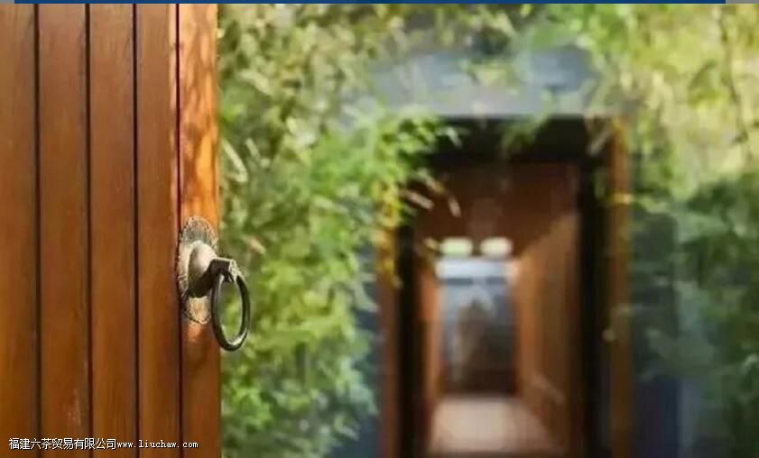 足而常乐,看淡而幸福 清茶一杯,独自享受 足而常乐,看淡而幸福 清茶一杯,独自享受