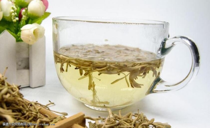 喝金银花茶的好处和坏处 喝金银花茶的好处和坏处