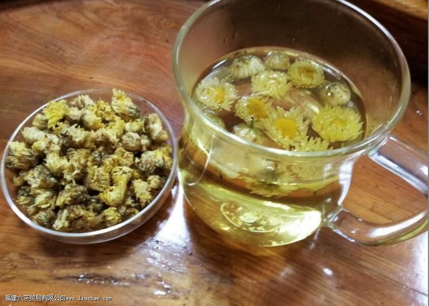 金银花和胎菊一起泡水的功效 金银花和胎菊一起泡水的功效