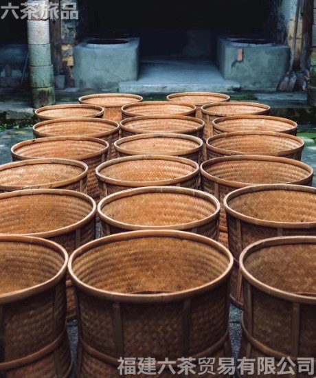 ������ �²����� һ��2��200Ԫ