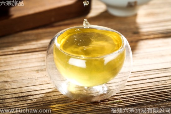 ������������ һ��2��200Ԫ