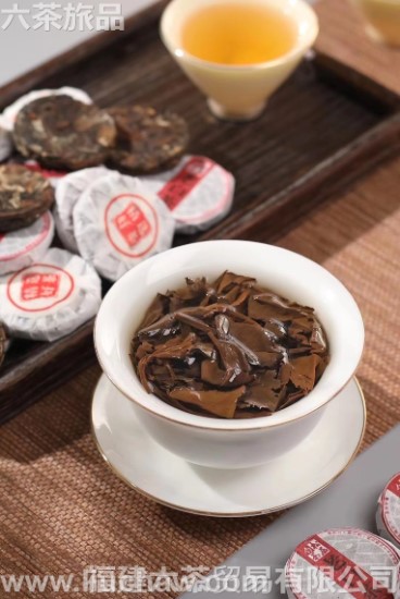 ��ѹ�ϰײ�  ��װ һ��һ��140Ԫ