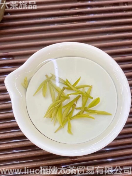 �����ײ�ƽ�ѿ һ��4�� 800Ԫ