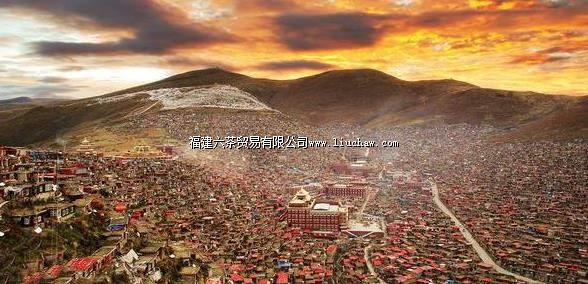 转山转水转佛塔成都至色达自驾路线