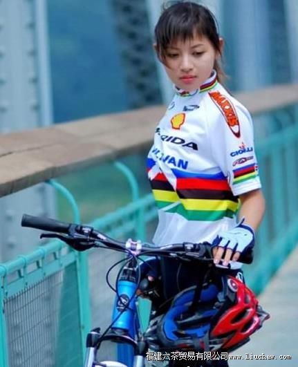 单车旅行出游提高爬坡的八个要点