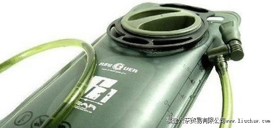 关于户外水袋的保养常识