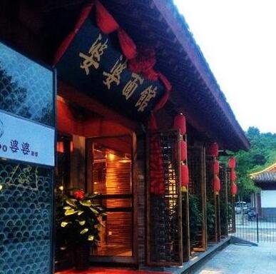 人文精粹洛阳龙门石窟旅游攻略美食推荐