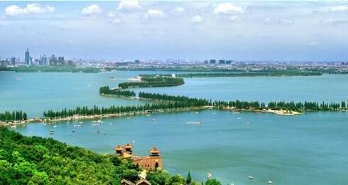 �������������人���ι���֮�������