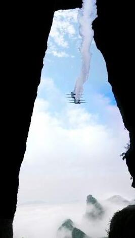 美丽张家界的新传奇天门山旅游攻略活动和六大古谜