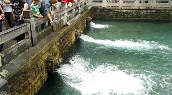 ɽ�����м������ι���֮���ɲ�֪����