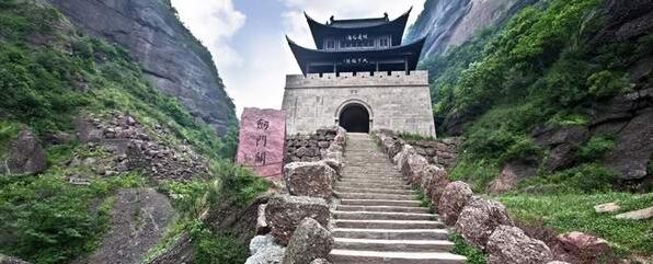 �Ĵ����������Ļ��ι�Ԫ���ι����������ο�