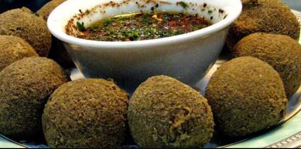 ����Բ��