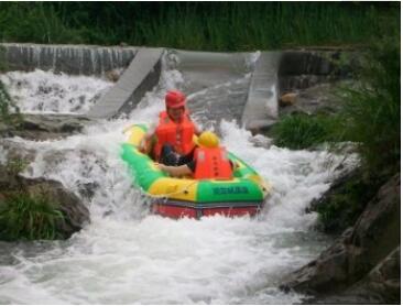 骑龙峡谷漂流