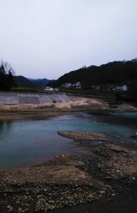 ����С�Ϻ�