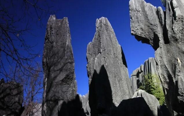 ��ɽ��Ͽ��