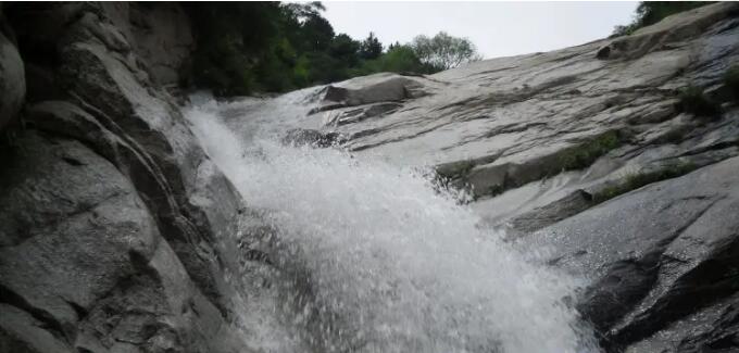 ��ʯ������