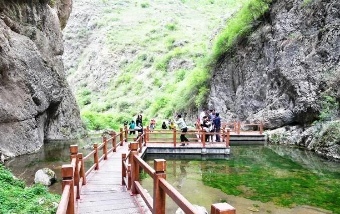 ����ɽ���η羰��