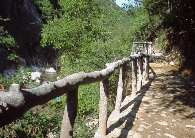 ۵ɽ��Ͽ�ȷ羰��