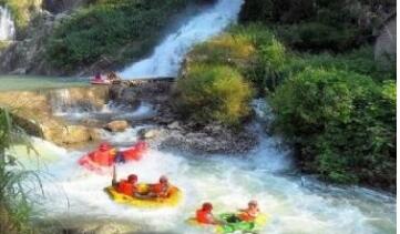 ��Ե��Ư������