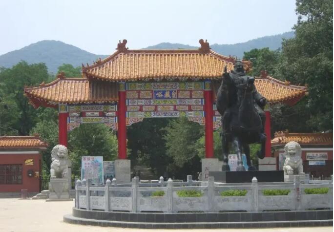 �ʲ����羰��